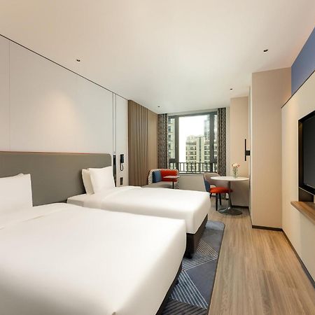 Holiday Inn Express Taizhou City Center By Ihg Zewnętrze zdjęcie